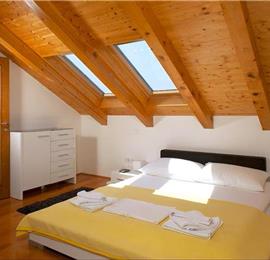 9 Bedroom Villa with Pool and Sea Views in Cavtat, sleeps 18